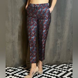 BCBG Max Azria cropped ankle pants - size 8 - perfect condition